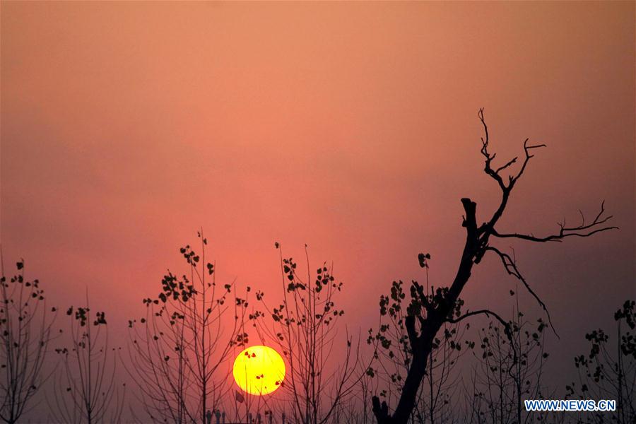 PAKISTAN-PESHAWAR-SUNSET