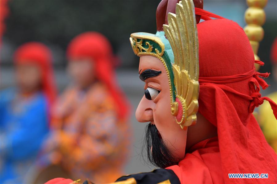 CHINA-JIANGXI-NUO OPERA-MASK MAKER(CN)