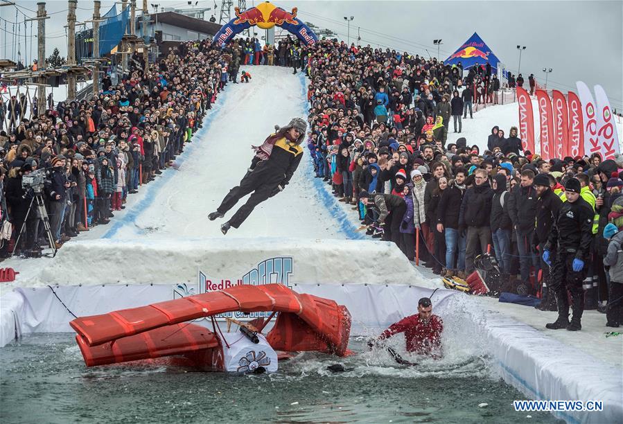 (SP)LITHUANIA-VILNIUS-JUMP AND FREEZE