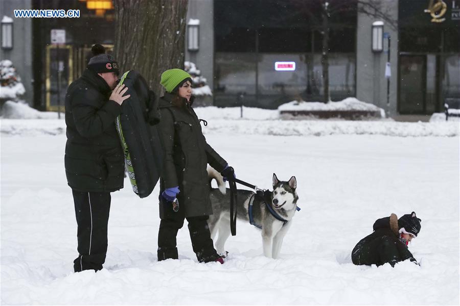 U.S.-CHICAGO-SNOW-FUN