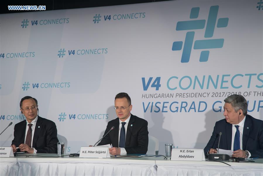 HUNGARY-BUDAPEST-VISEGRAD-CENTRAL ASIA-MEETING