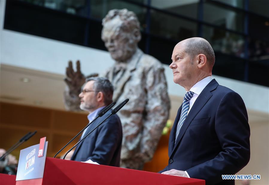 GERMANY-BERLIN-SPD-COALITION GOVERNMENT-VOTE