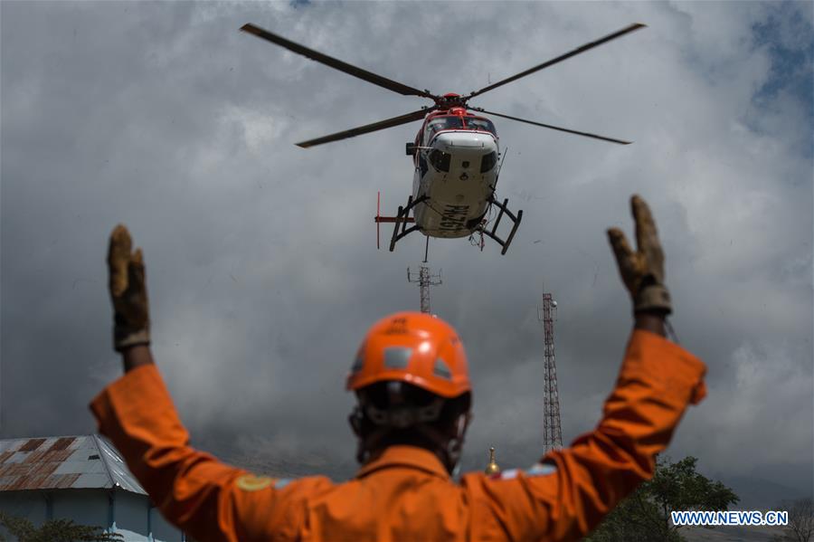 INDONESIA-EAST LOMBOK-EARTHQUAKE-AFTERMATH-EVACUATION