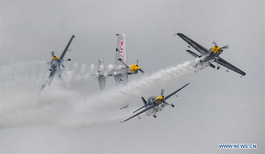 CHINA-HUBEI-JINGMEN-AEROBATICS (CN)