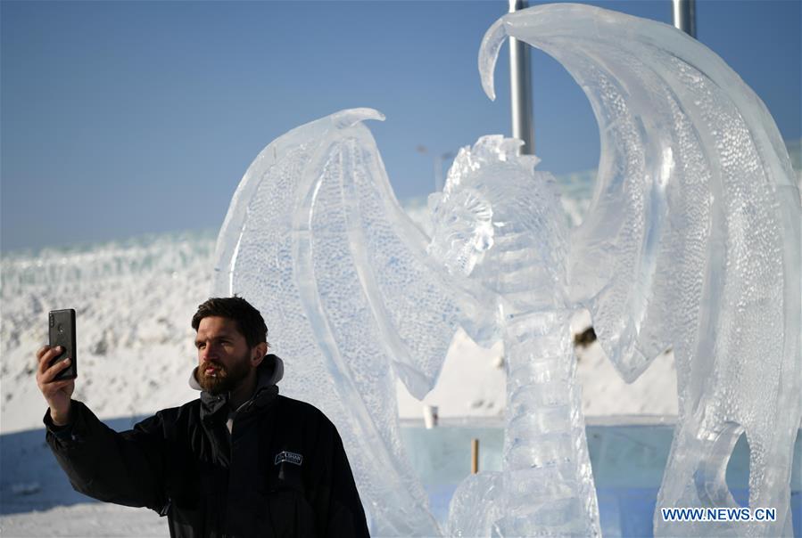 CHINA-HARBIN-ICE SCULPTURE (CN)