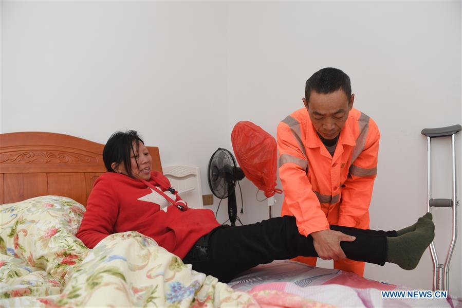 CHINA-FUJIAN-LONGYAN-HANDICAPPED WIFE