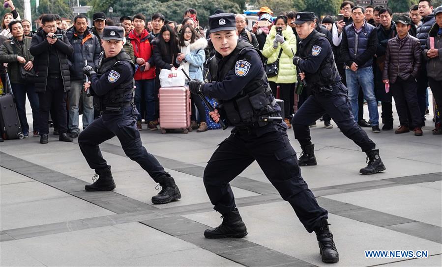 CHINA-SPRING FESTIVAL-TRAFFIC RUSH-PREPARATION (CN)