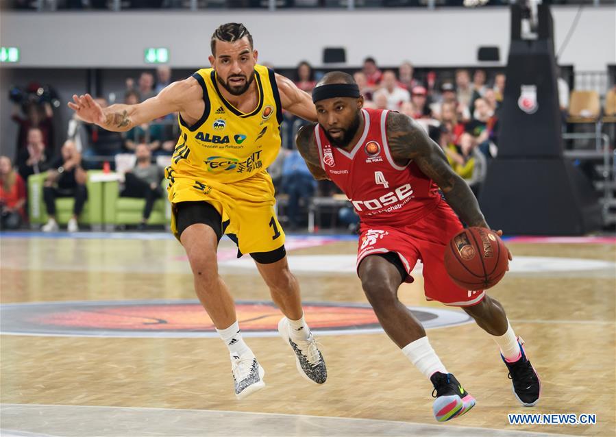 (SP)GERMANY-BAMBERG-BASKETBALL-GERMAN CUP-BROSE BAMBERG VS ALBA BERLIN