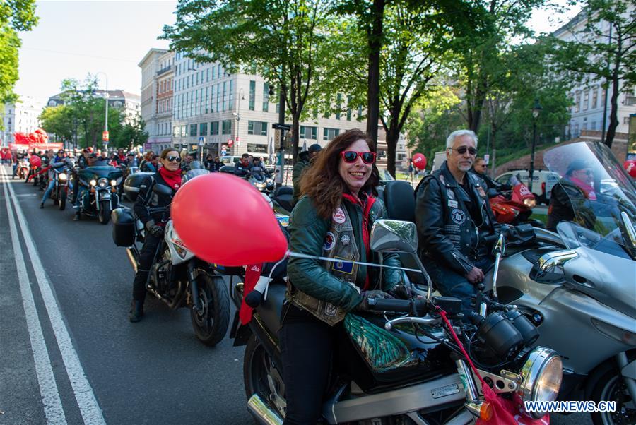 AUSTRIA-VIENNA-MAY 1ST-PARADE