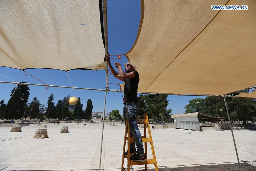 MIDEAST-JERUSALEM-RAMADAN PREPARATION