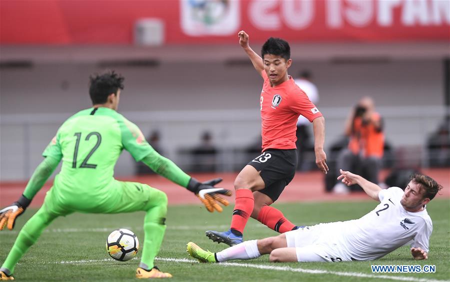 (SP)CHINA-CHENGDU-FOOTBALL-PANDA CUP INTERNATIONAL YOUTH TOURNAMENT-KOR U18 VS NZL U18 (CN)