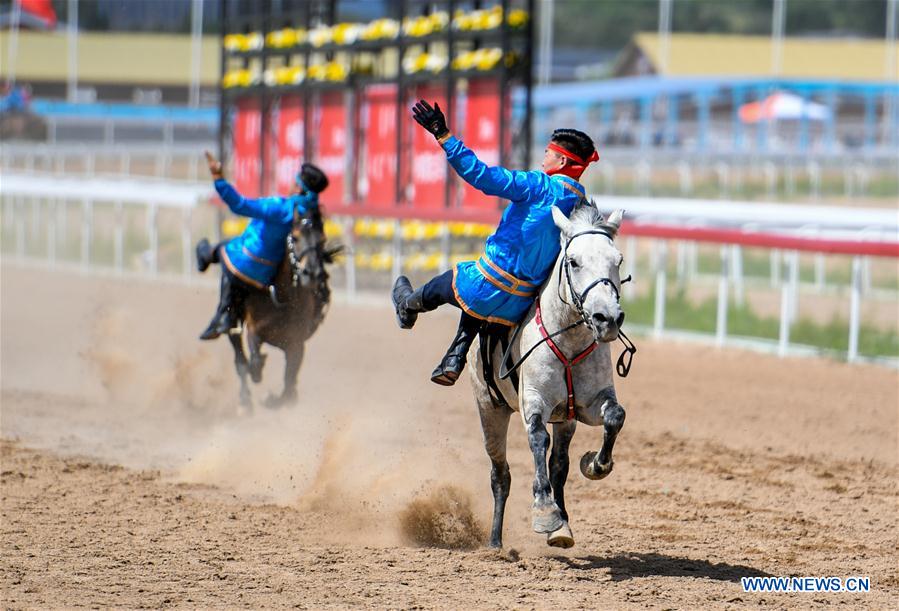 XINHUA PHOTOS OF THE DAY