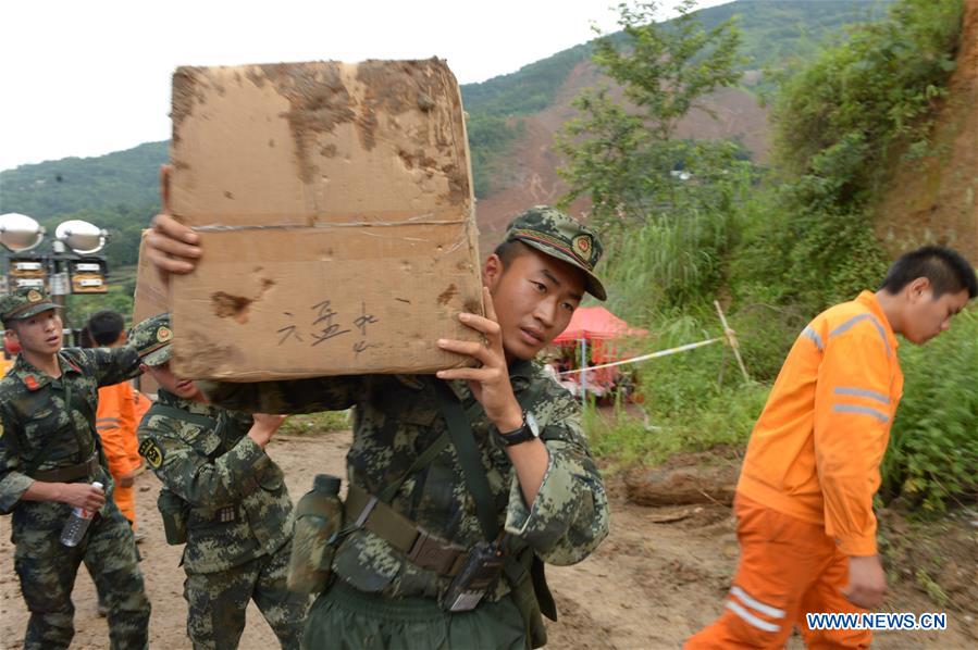 CHINA-GUIZHOU-SHUICHENG-LANDSLIDE-RESCUE WORK (CN)