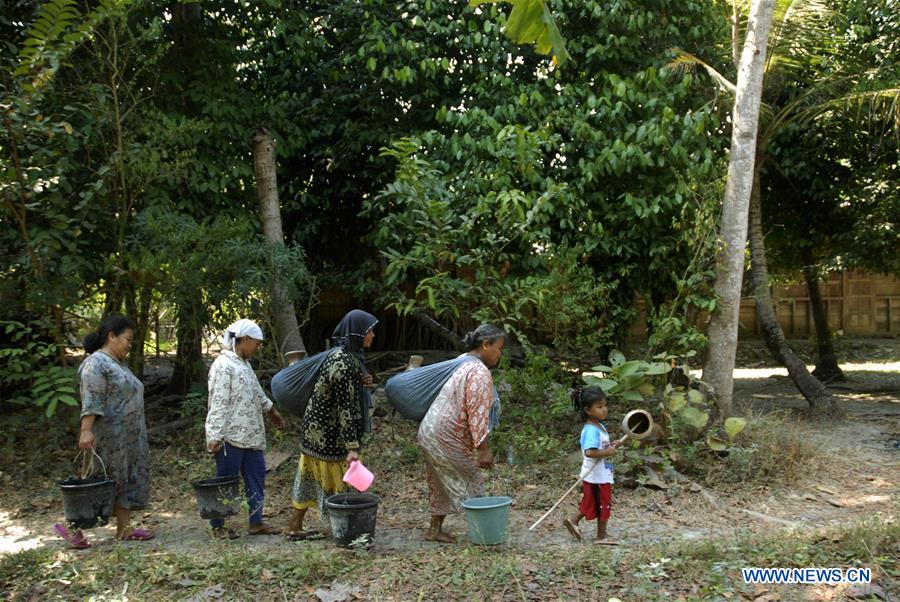 INDONESIA-SRAGEN-DRY SEASON