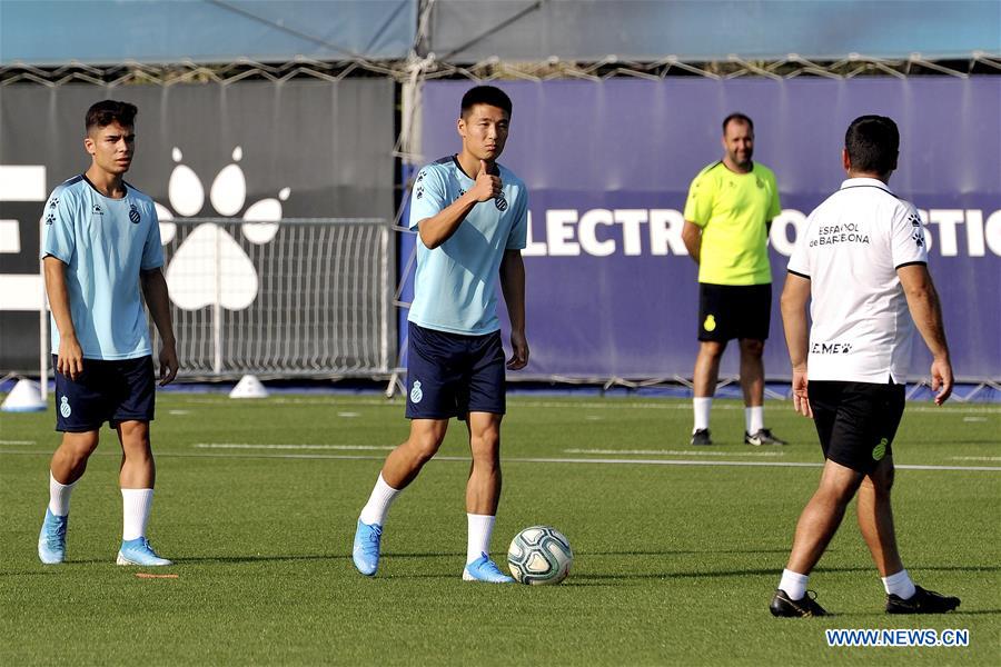 (SP)SPAIN-BARCELONA-RCD ESPANYOL TRAINING SESSION