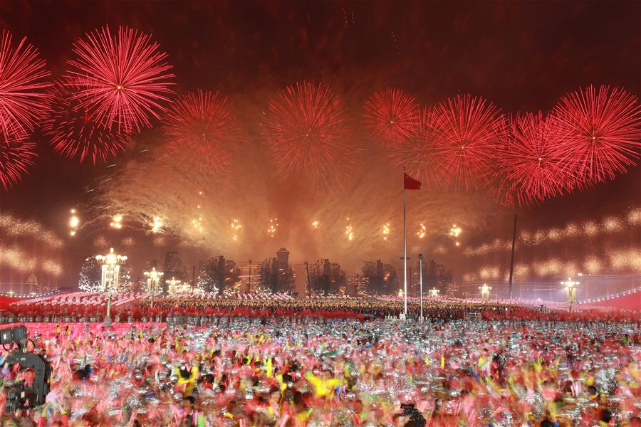 (PRC70Years)CHINA-BEIJING-NATIONAL DAY-CELEBRATIONS-EVENING GALA (CN)