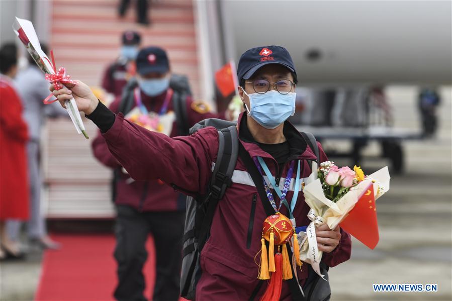 CHINA-GUANGXI-COVID-19-MEDICS-RETURN HOME-ARRIVAL (CN)