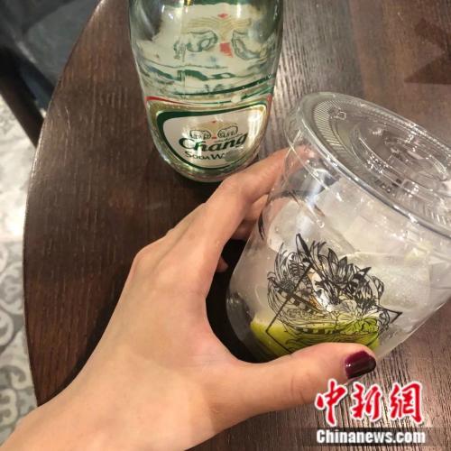 奶茶的种类已经不再限制于“奶 茶”。来源：受访者供图。