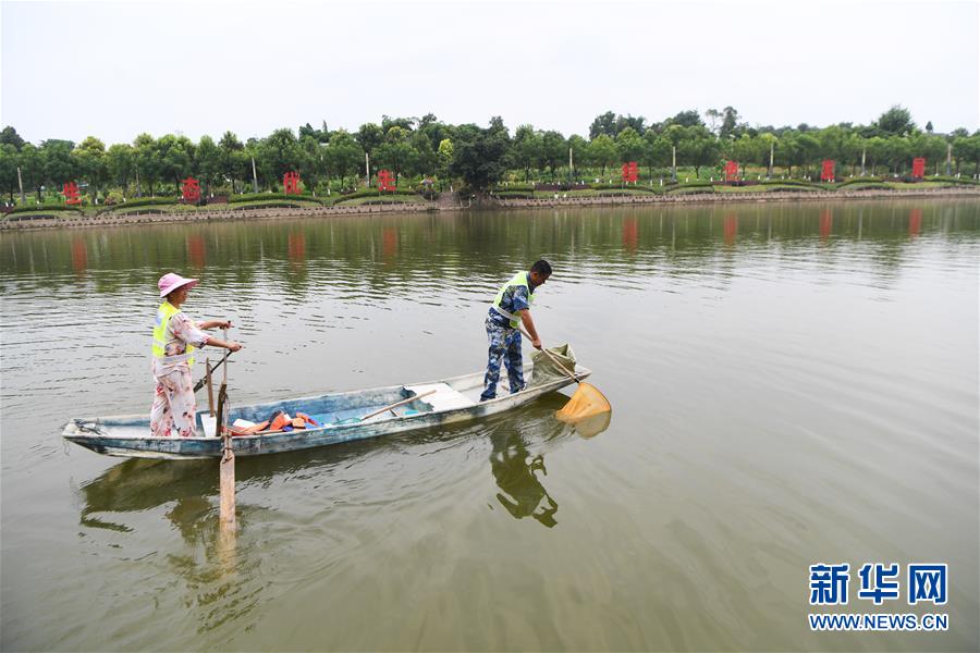 （长江经济带·图文互动）（4）李代国再下河