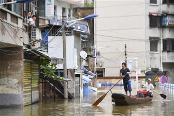 洪水来时，那暖心的民间救援